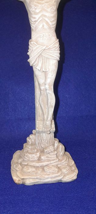 Crucifixo de mesa com imagem de Jesus Cristo