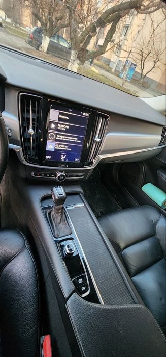 Volvo v90 2017 2.0b СРОЧНО !!!
