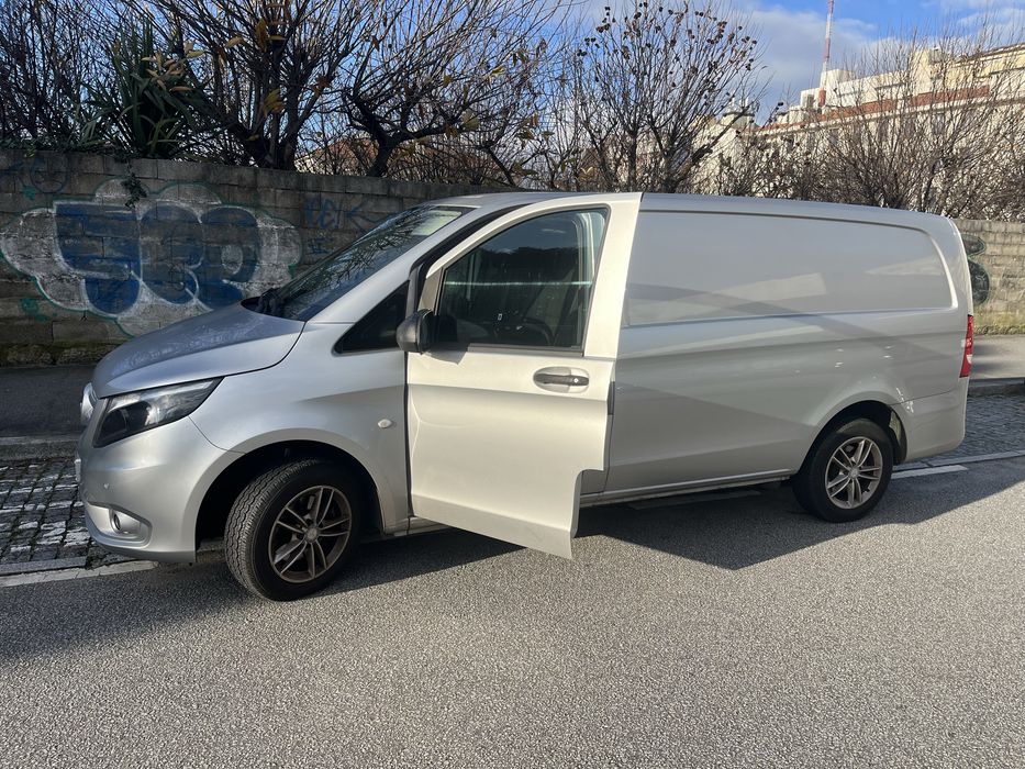 Mercedes Vito Larga