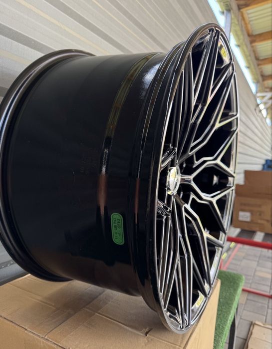 777 Новые разноширокие диски R20 5/120 BMW X5 F15 E70 E53 X6 F16 E71
