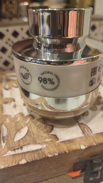 Nowy Neo Make Up setting powder