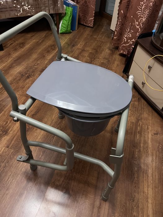 Продам туслетный стул абсолютно новый!