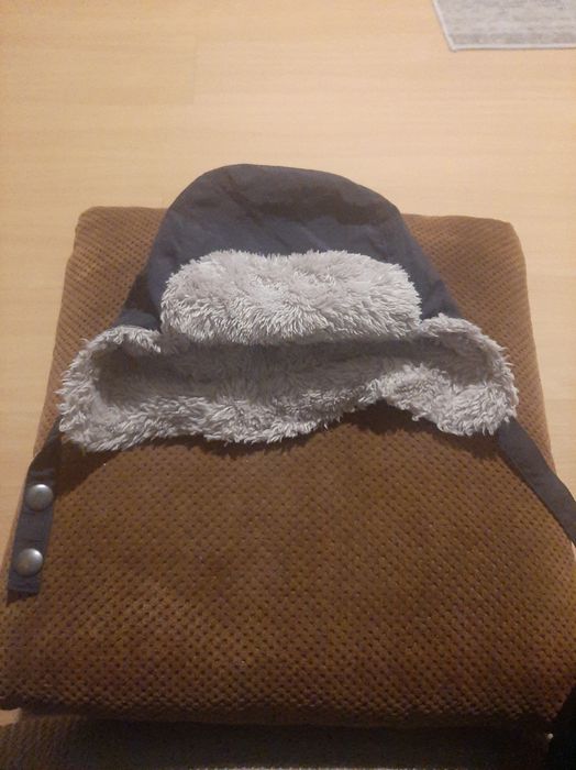 Czapka na zimę dla dziecka