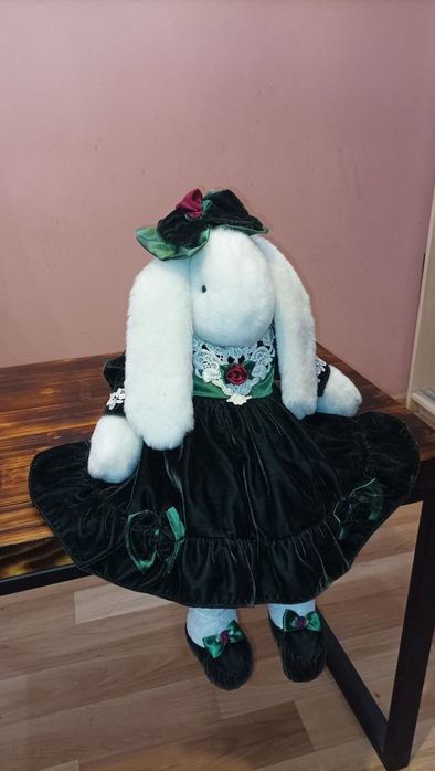 Коллекционный Заяц. Кролик.Для интерьера. Игрушка мягкая.