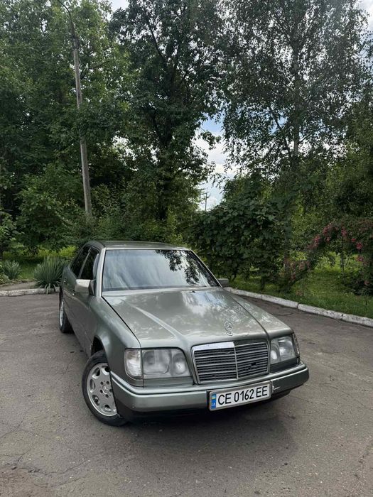 Мерседес 124 1990