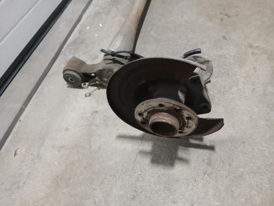 Eixo Traseiro com travões Disco Opel Astra H