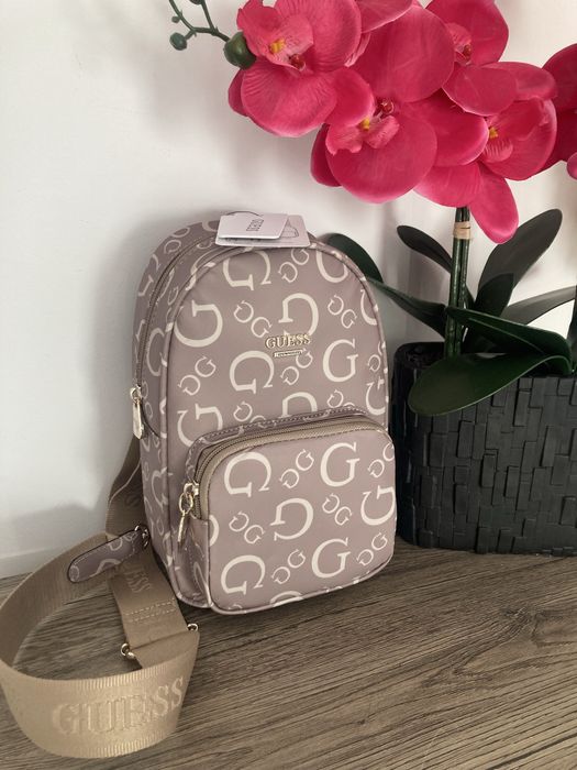 Nowy plecak plecaczek crossbody Guess złote dodatki