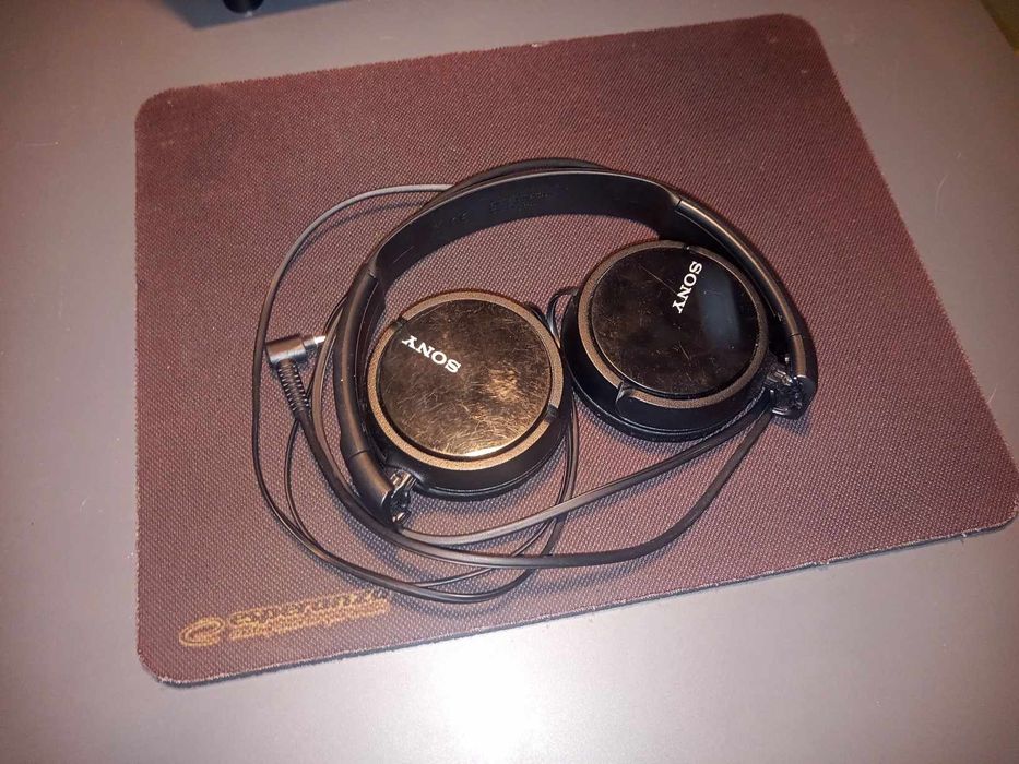 Słuchawki nauszne Sony MDR-ZX110