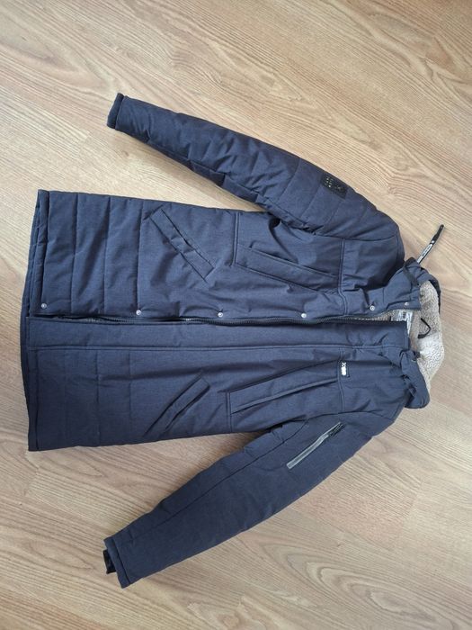 Зимова чоловіча куртка р.46