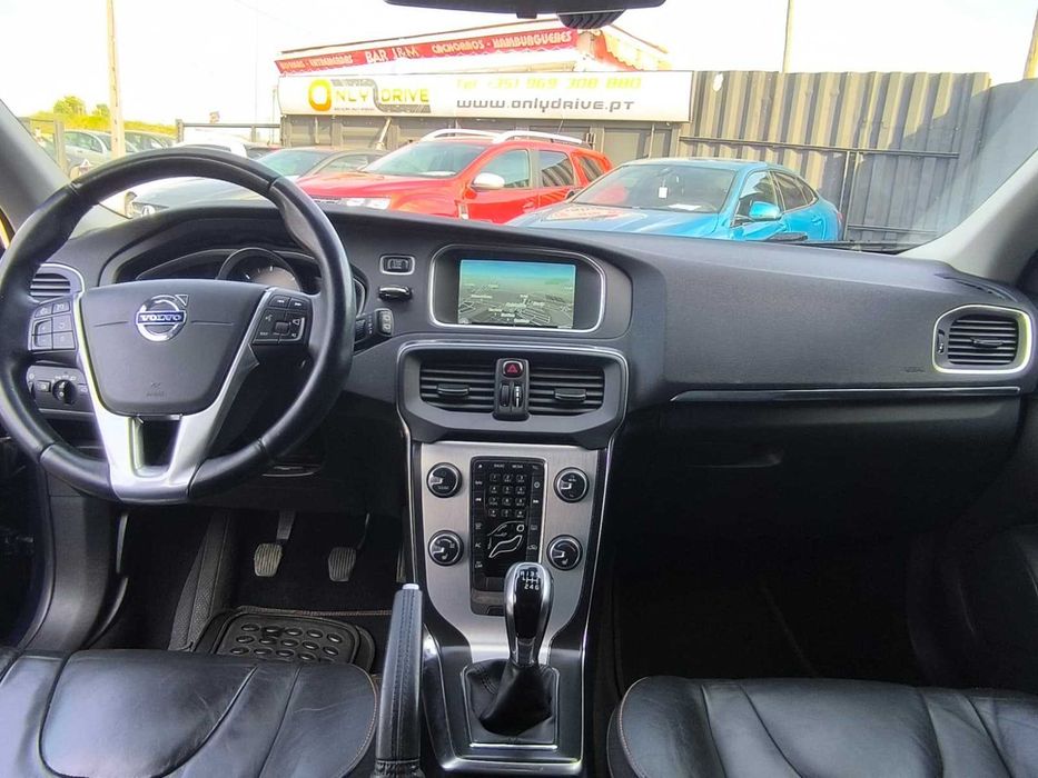 Volvo V40 1.6D2 115CV GPS Pele Vidros Escuros