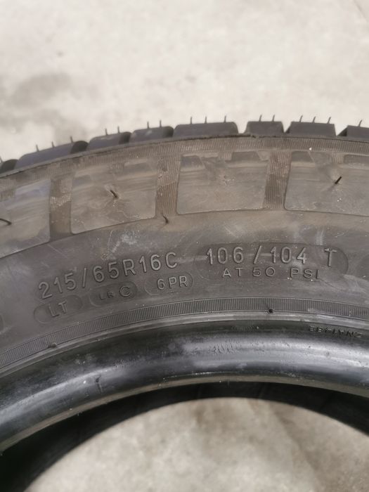 Komplet opon 215/65R16C 106/104T Michelin Agilis 51
