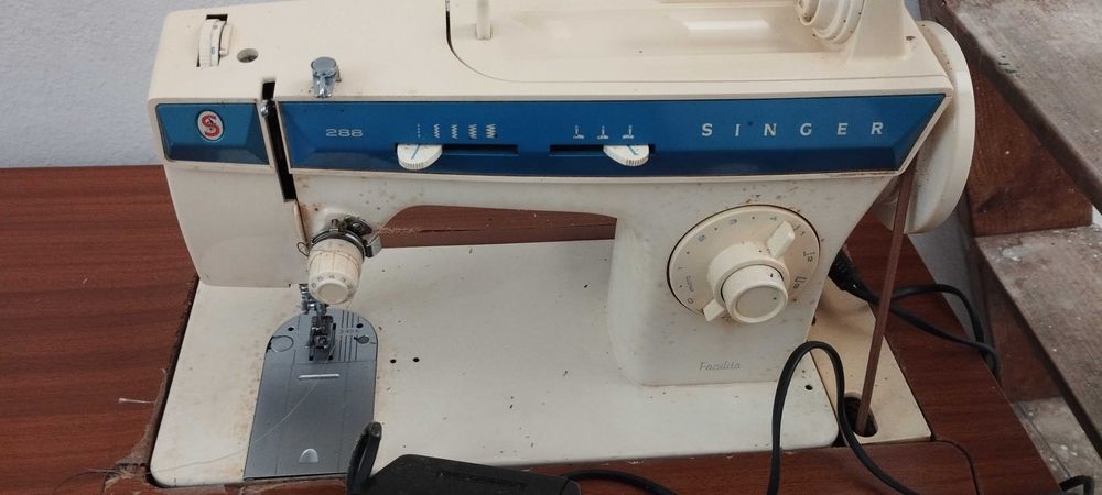 Maquina costura manual e eletrica