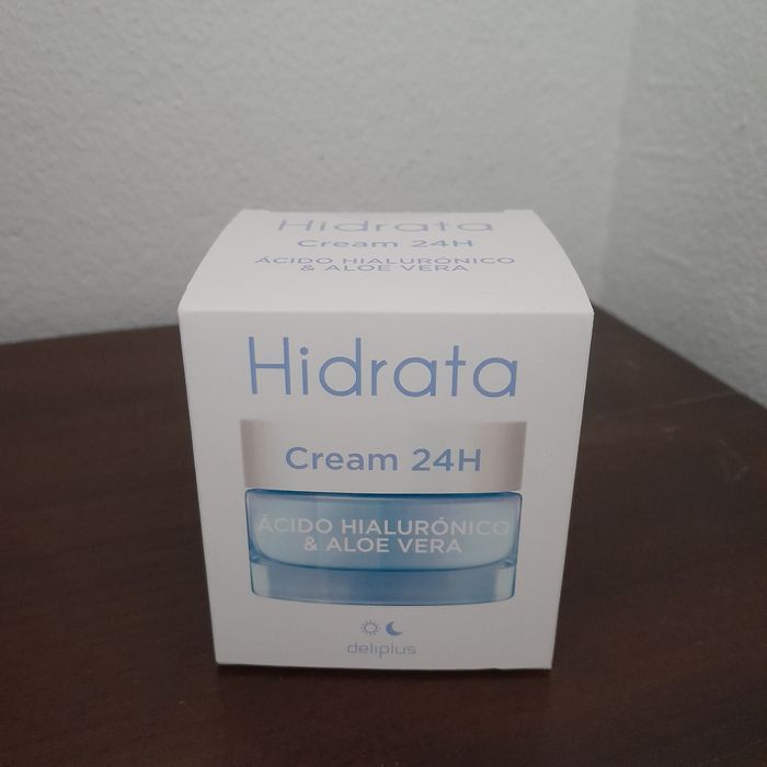 Cream hidrata 24H Ácido Hialurónico & Aloe Vera da deliplus