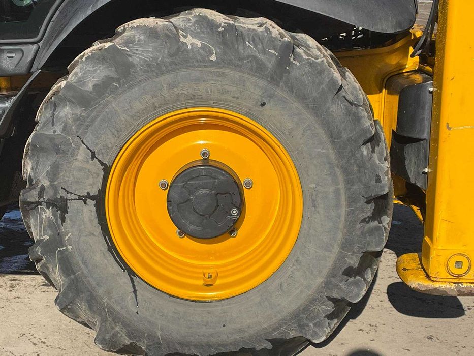Екскаватор-навантажувач JCB 3CX 2020