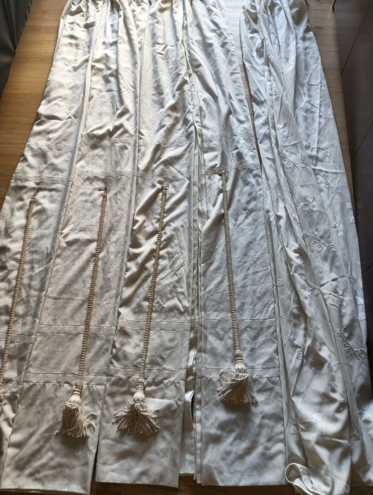 Cortinados muito bonitos em algodão