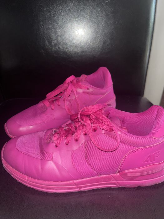 buty adidasy 4F różowe fuksja 35