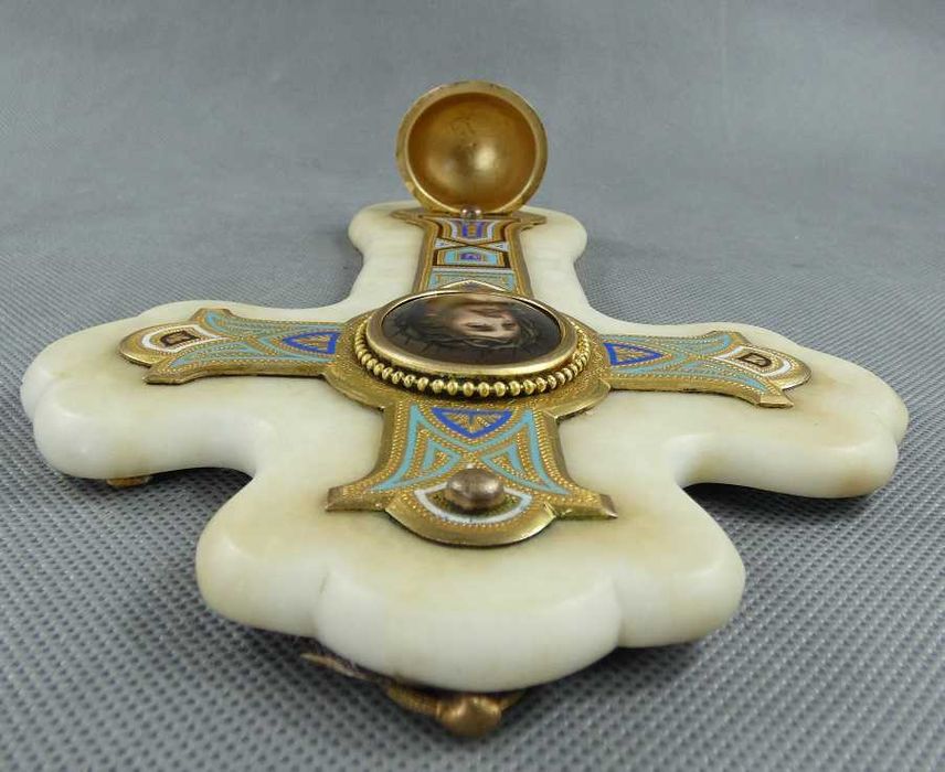 KROPIELNICA krzyż alabaster emalia JEZUS porcelana 25 cm