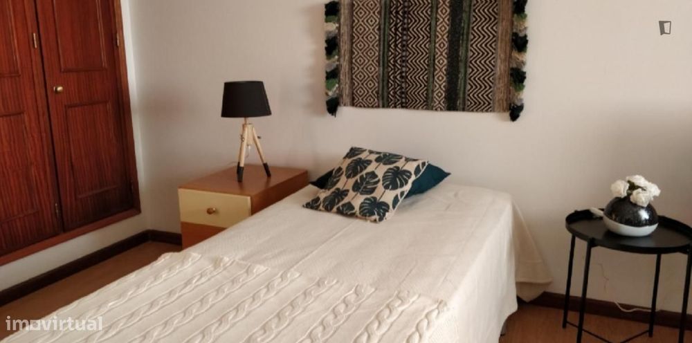 Quarto - localizado em Aveiro