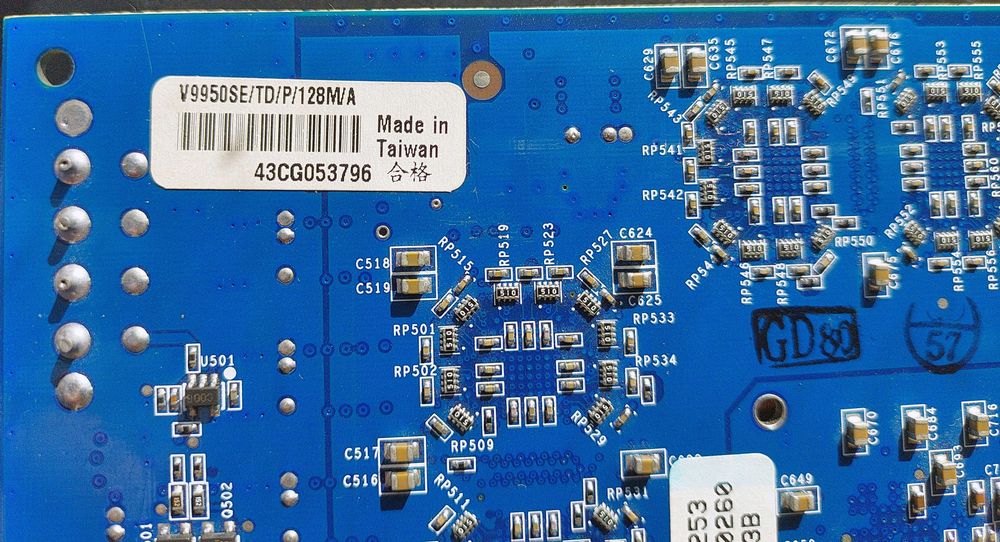 Placa gráfica GeForce FX5900 com 128Mbytes AGP64550438912515123