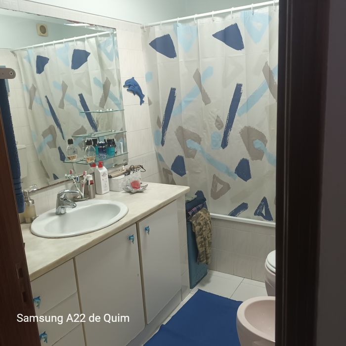 Quarto para arrendar