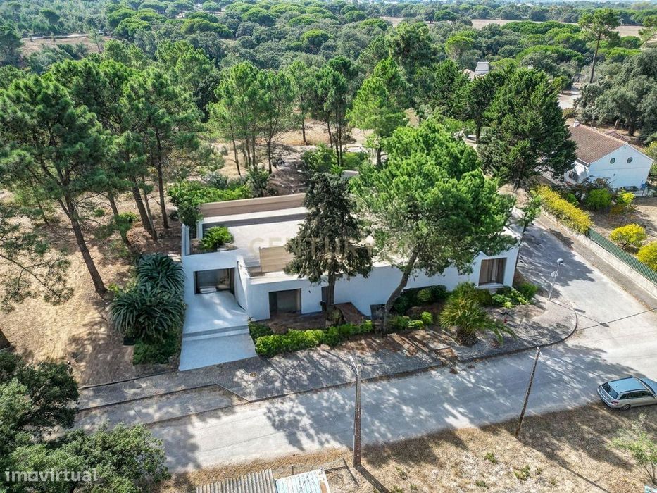 Lote de Terreno para Construção de Moradia, a 5km da Praia do Meco