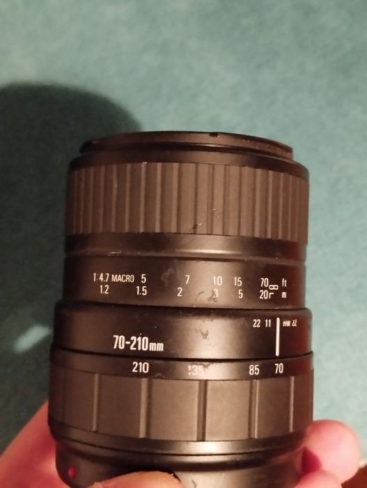 Minolta Maxxum 7000 usada com lente Sigma 70-210mm