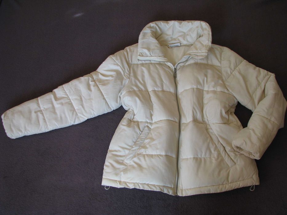 Pikowana, puchata kurtka z wysoką stójką, ecri, rozm 42