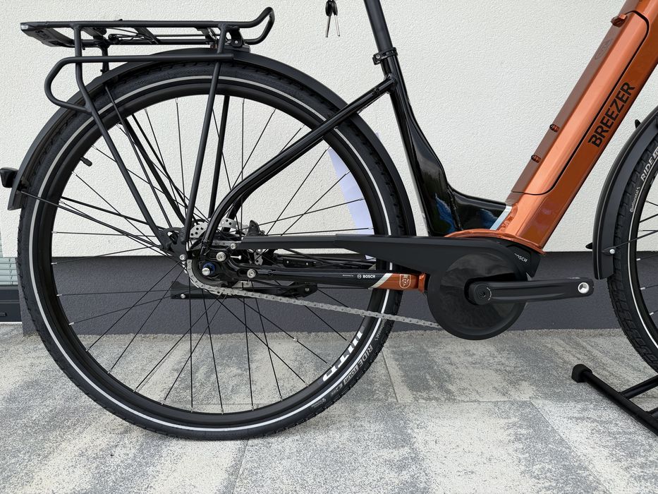 Breezer Powertrip EVO IG 2.5+ LS 2022 – E-bike Trekkingowy Bosch Active Plus 500Wh Nexus 8 | Rozmiar 45 cm