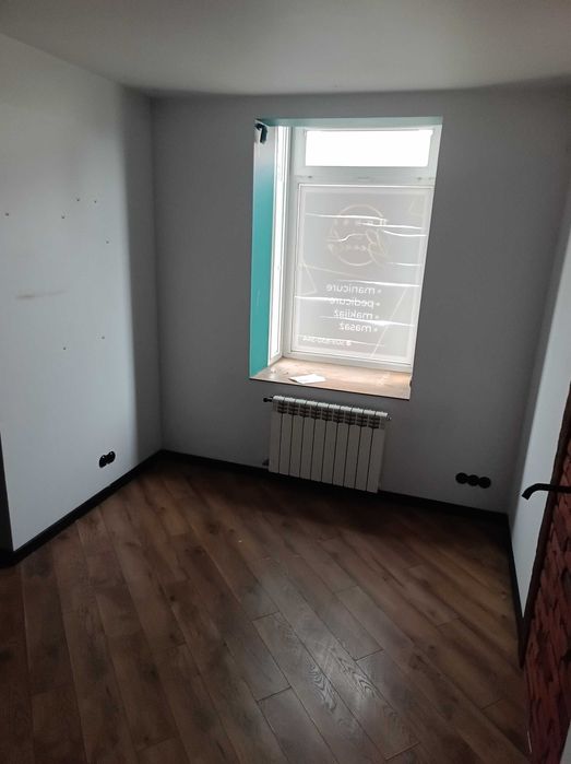 lokal na salon kosmetyczny lub inny