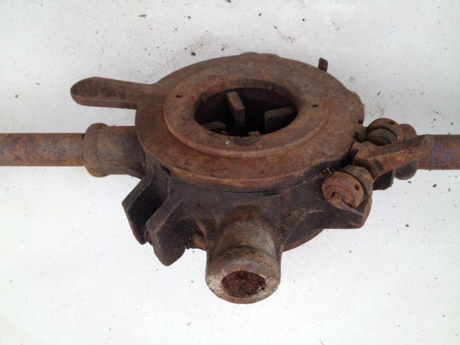 Резборез для труб разводной