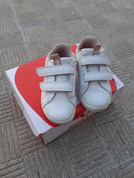 Sapatilhas brancas Garvalin Biomecanics tamanho 27