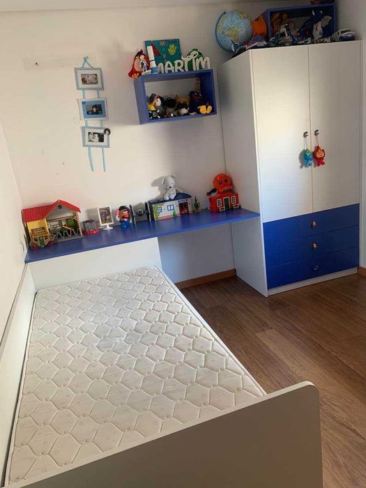 Quarto completo criança - em bom estado