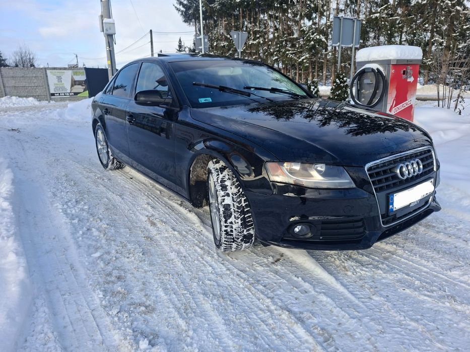 Audi A4B8 2.0 TFSI 211km  Automat