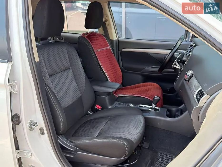 Mitsubishi outlander lll