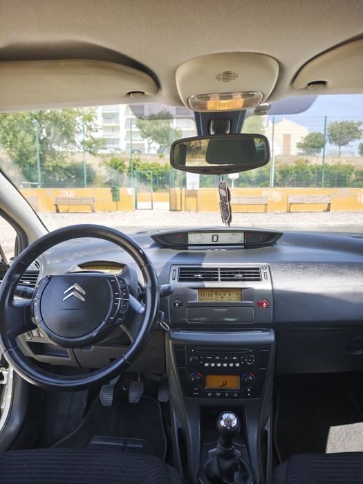 Citroen C4 1.4i 16v VTR Pack 5p RESERVADO