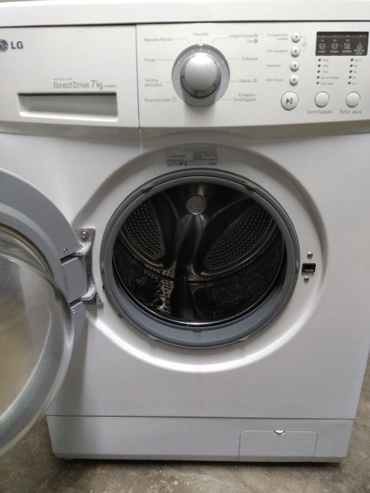 Máquina de lavar roupa LG 7 kg modelo F1068QD1