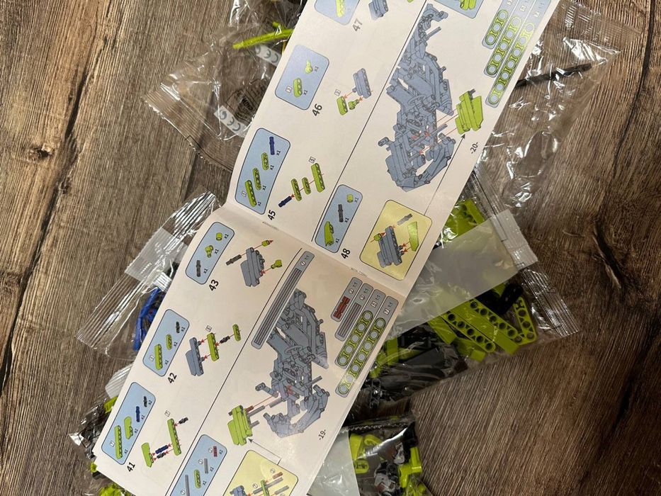 Конструктор машинка Lamborghini Technic 452 деталей