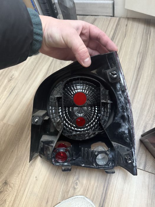 Задні стопи фонарі пара Volkswagen Polo