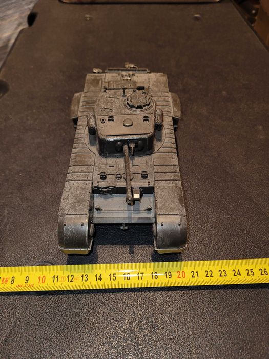 Model brytyjskiego czołgu CHURCHILL CROCODILE