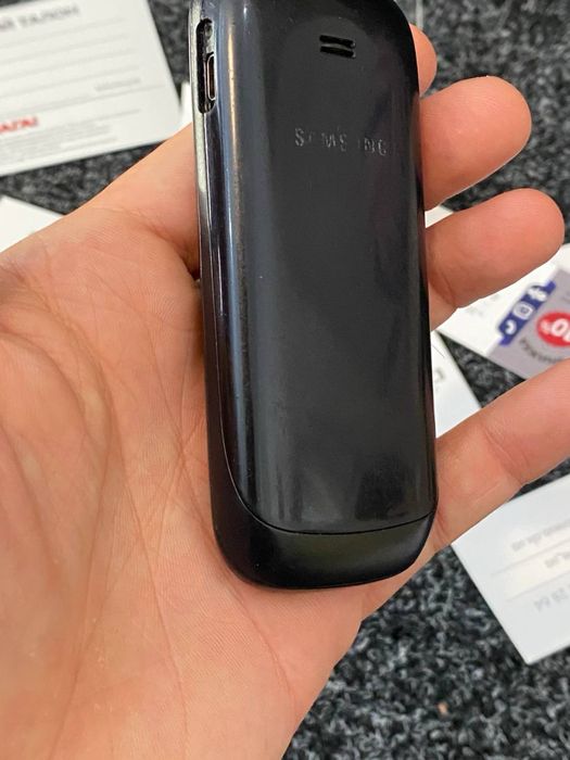 кнопочний телефон SAMSUNG 1282