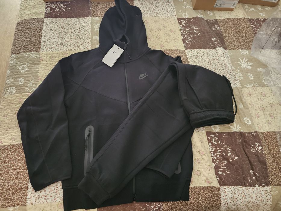 Fato treino nike tech preto M