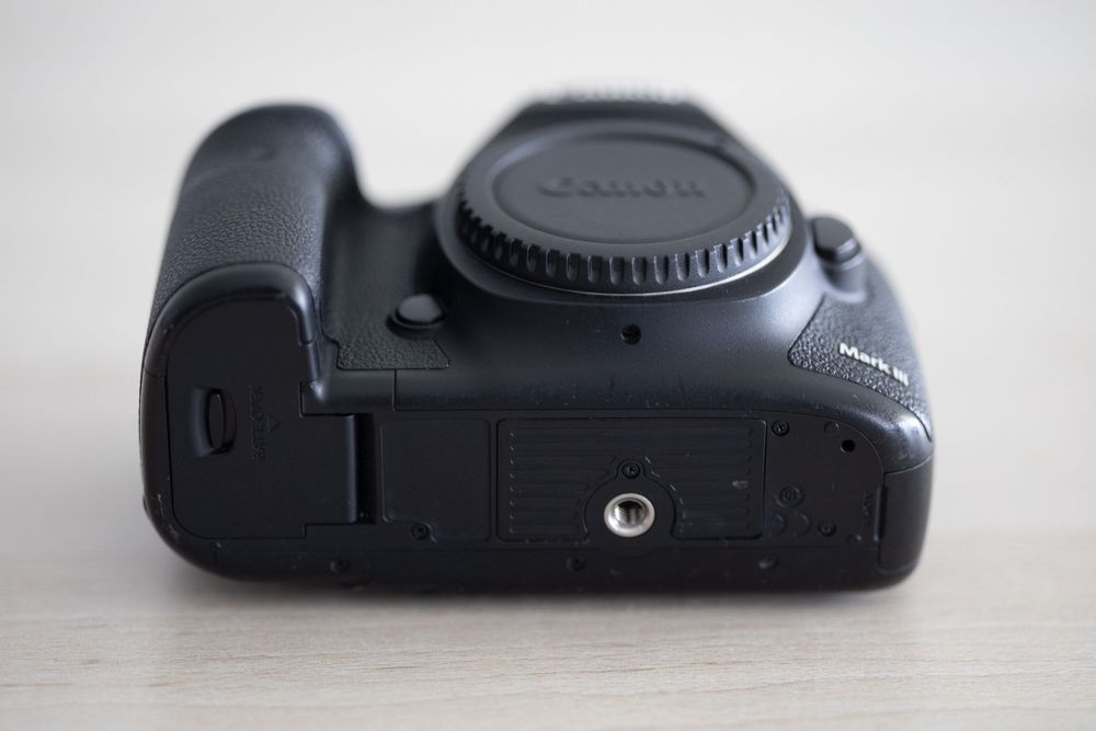 Camera Canon 5D III
