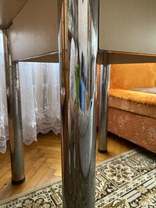 Стіл круглий б/у