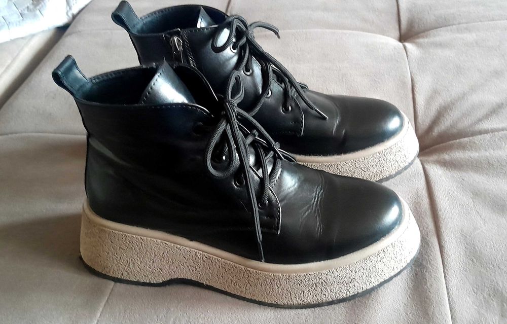 Черевики шкіра чоботи