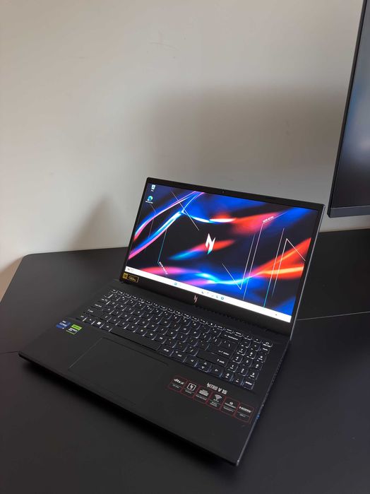 Acer Nitro V 15,6 165Hz i9-13900H/RTX 4060 8GB/16GB RAM/1000 GB SSD