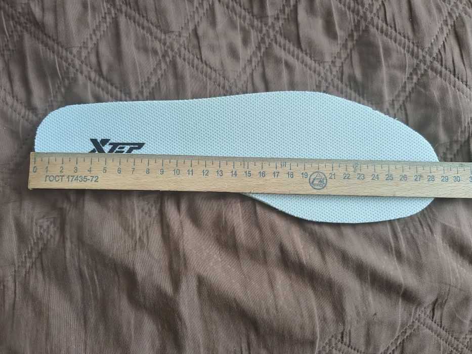 Продам кросівки Xtep