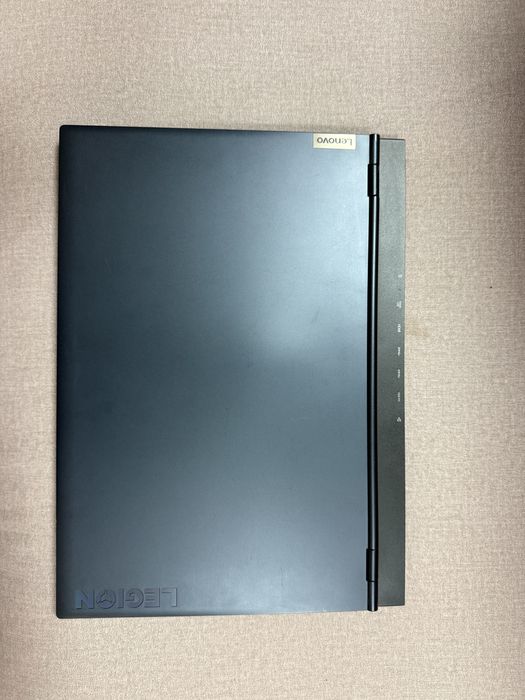 Lenovo Legion 5 17ACH6H 17.3” / RTX 3050 / 16GB RAM / SSD 512GB