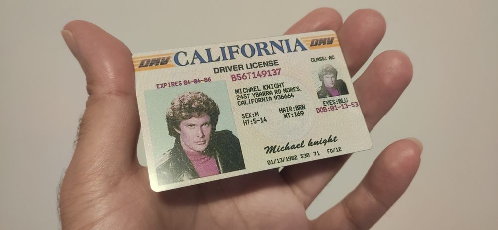 Knight Rider - conjunto Carta de condução em metal e pins