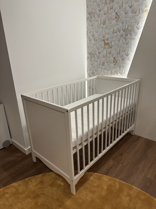 Berço IKEA SUNDVIK branco + colchão — 70 €