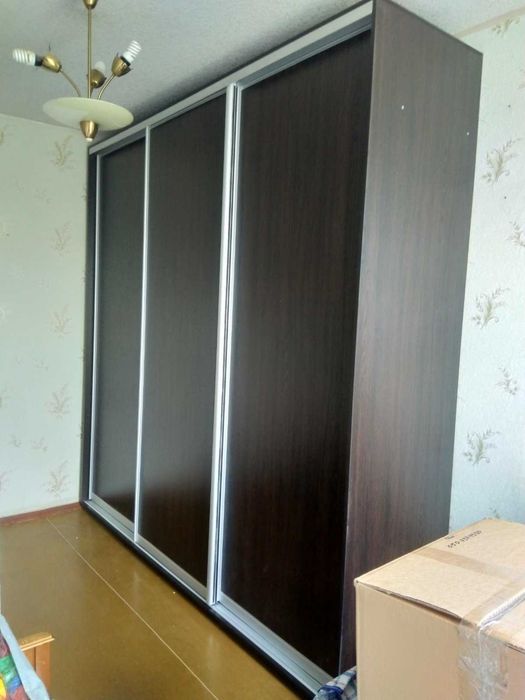 Шафи купе в наявності  Склад